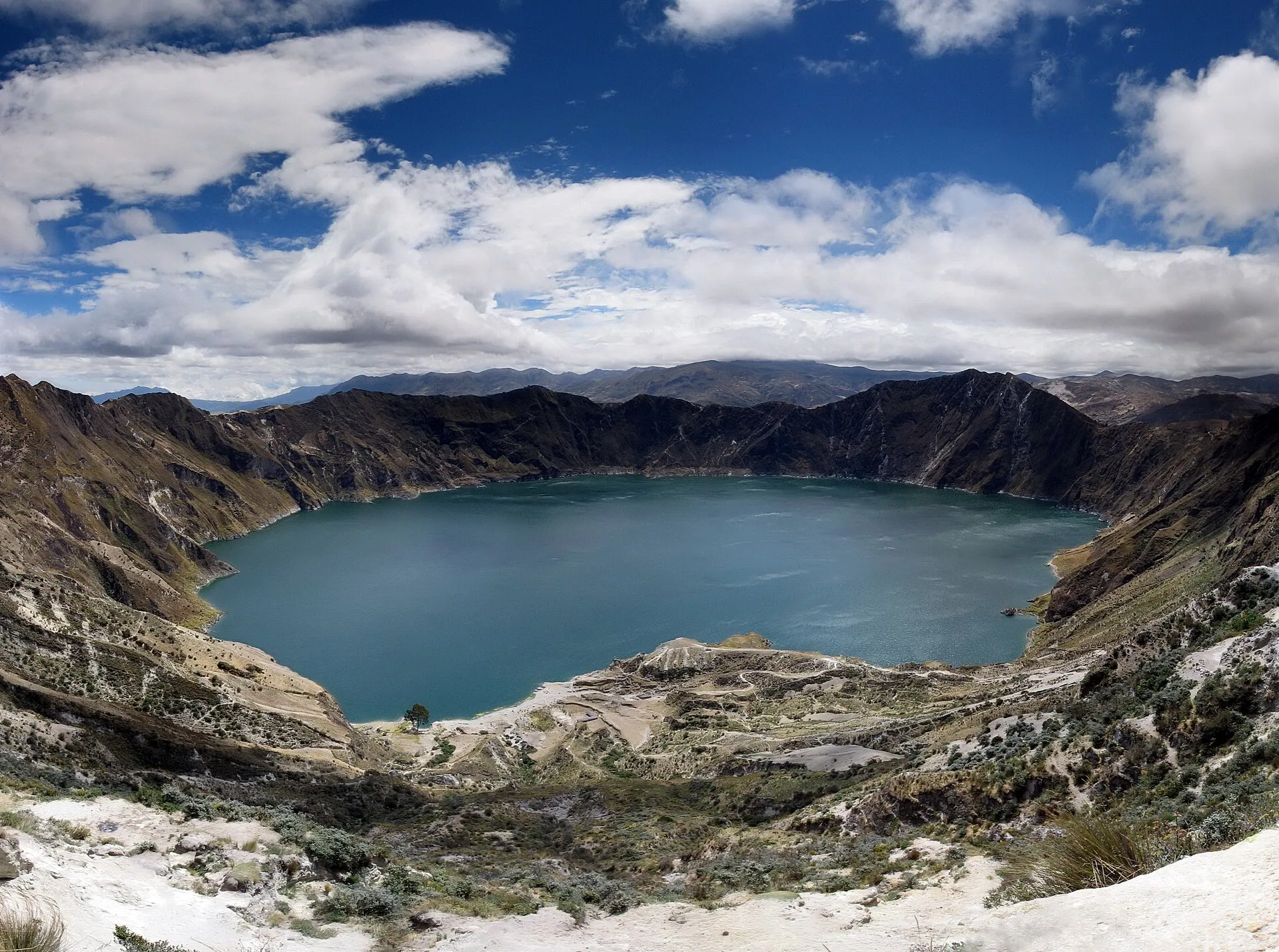 L'avenue des volcans : Cotopaxi, Quilotoa, Baños